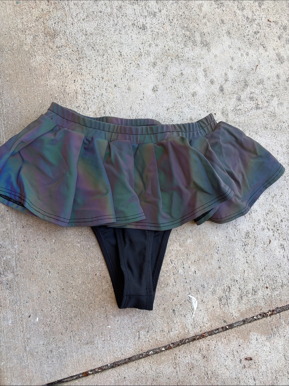 Rave Wonderland Iridescent Purple Rave skirt small worn once black under